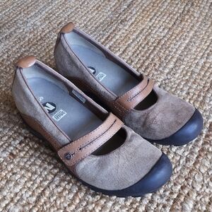 Merrell suede Mary Janes